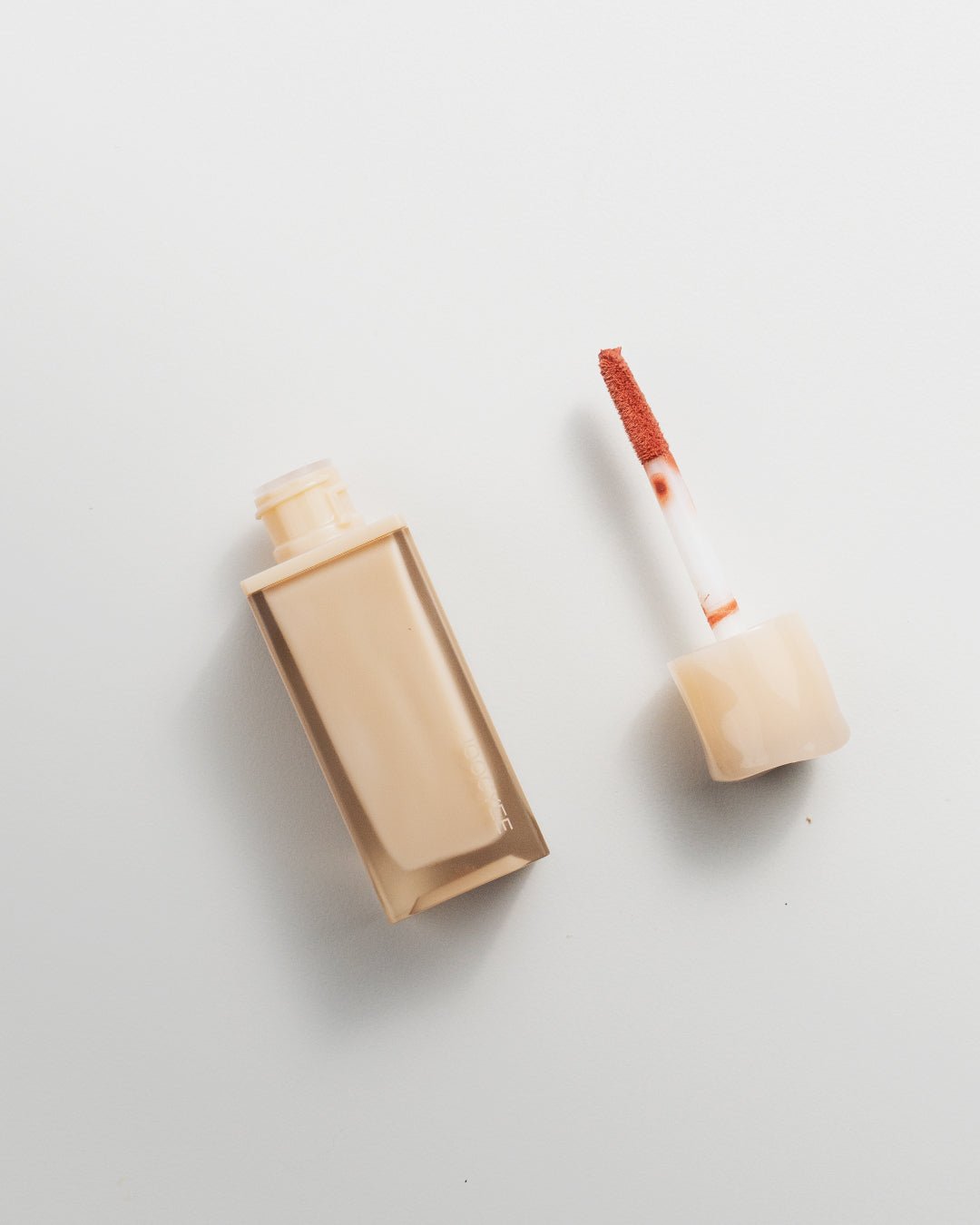 New Nude Matte Muddy Gloss #951L - NUWA BeautyJoocyee