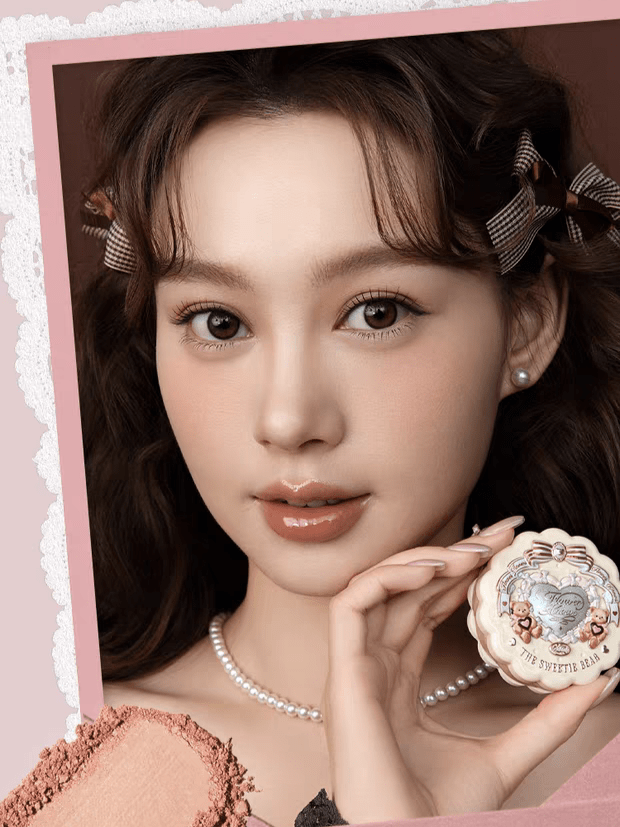 The Sweetie Bear Silk Satin Blush 01 Almond Cookie (China Excl.) - Nüwa BeautyFlower Knows