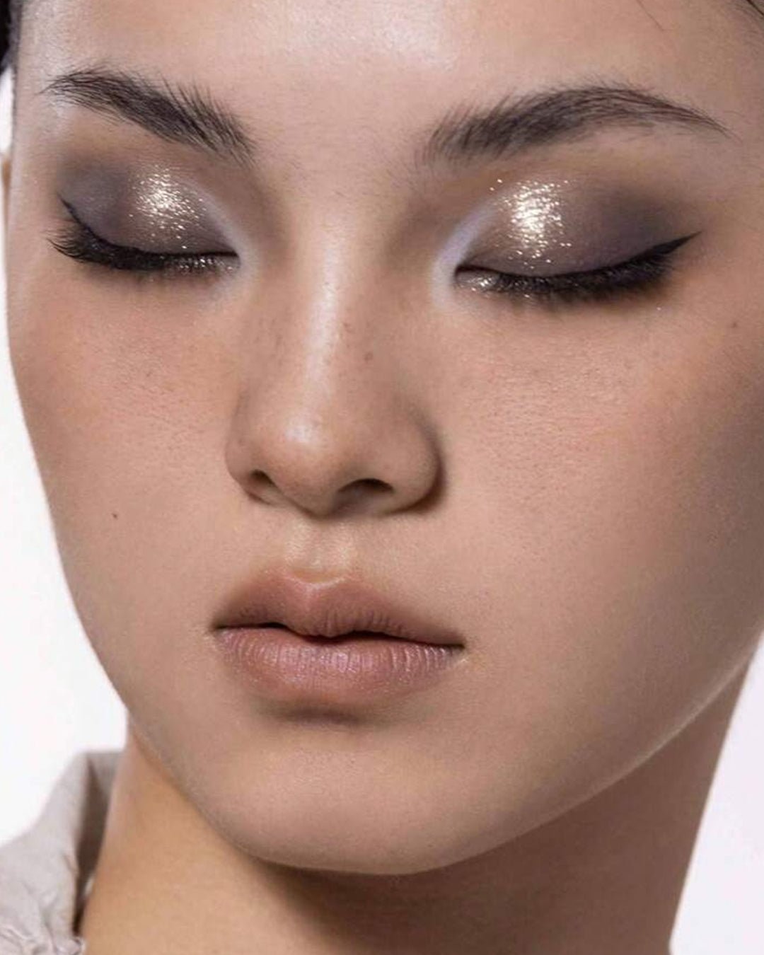 Four Great Inventions Series Eyeshadow Palette #50 White Paper - NUWA BeautyGirl Cult