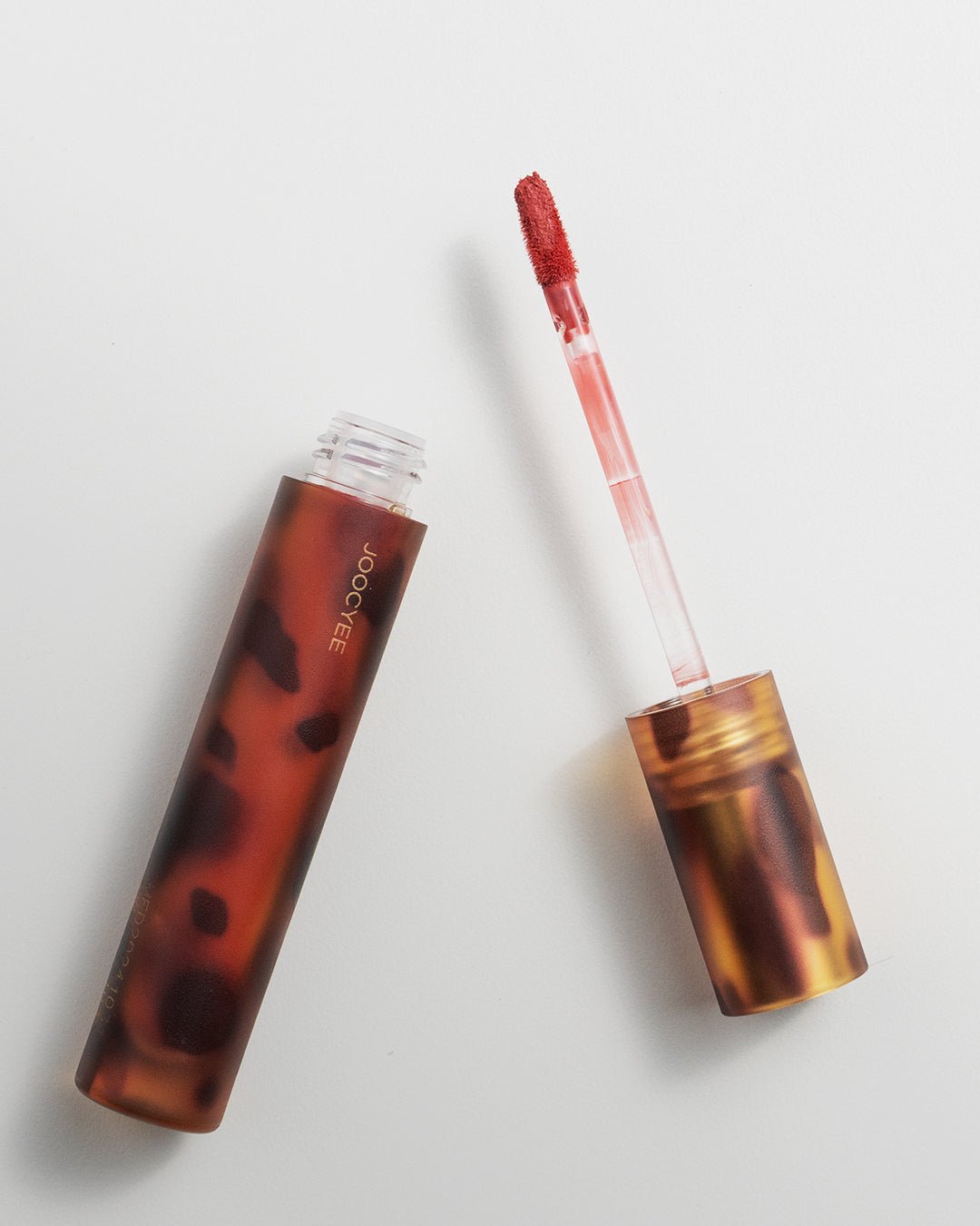 New Fluffy matte Lipgloss #V01 - NUWA BeautyJoocyee