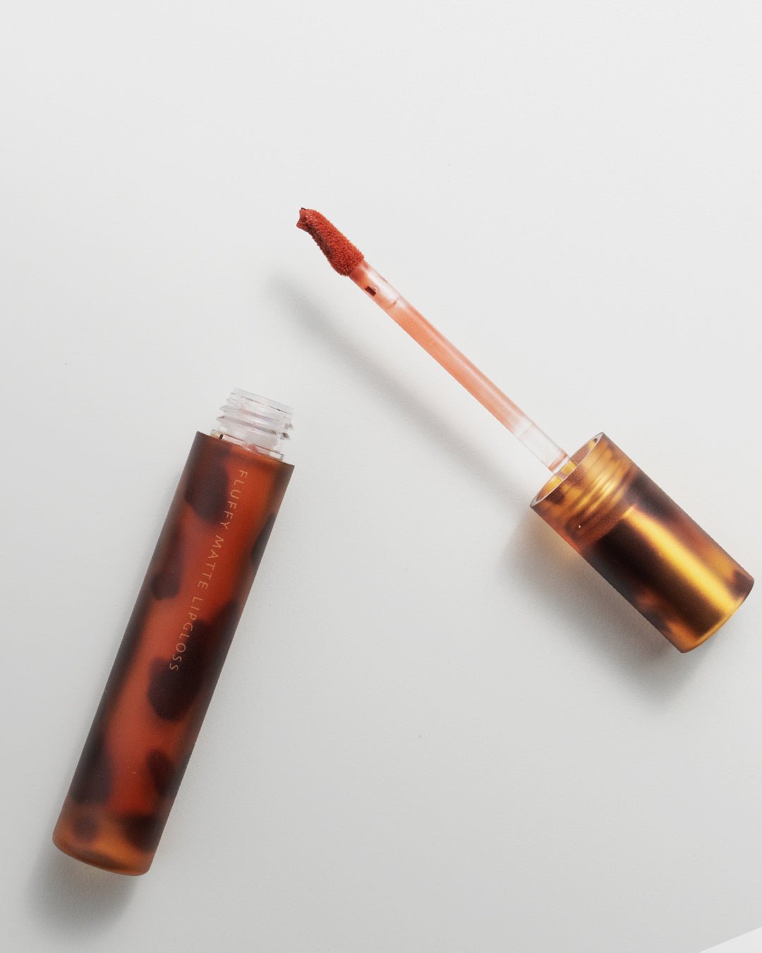 New Fluffy matte Lipgloss #V06 - NUWA BeautyJoocyee