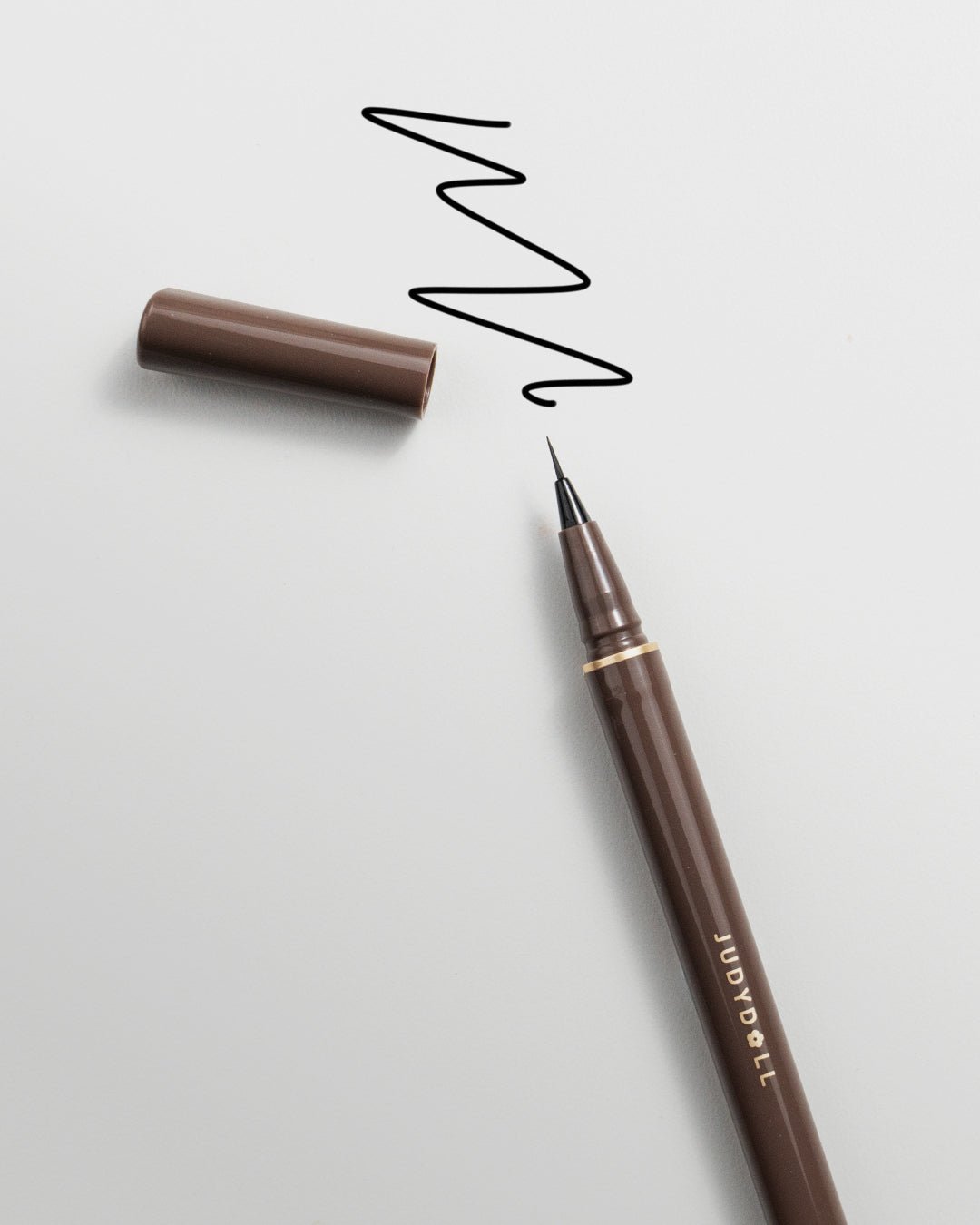 Precisely Depicted Slim Liquid Eyeliner 01 - NUWA BeautyJudydoll