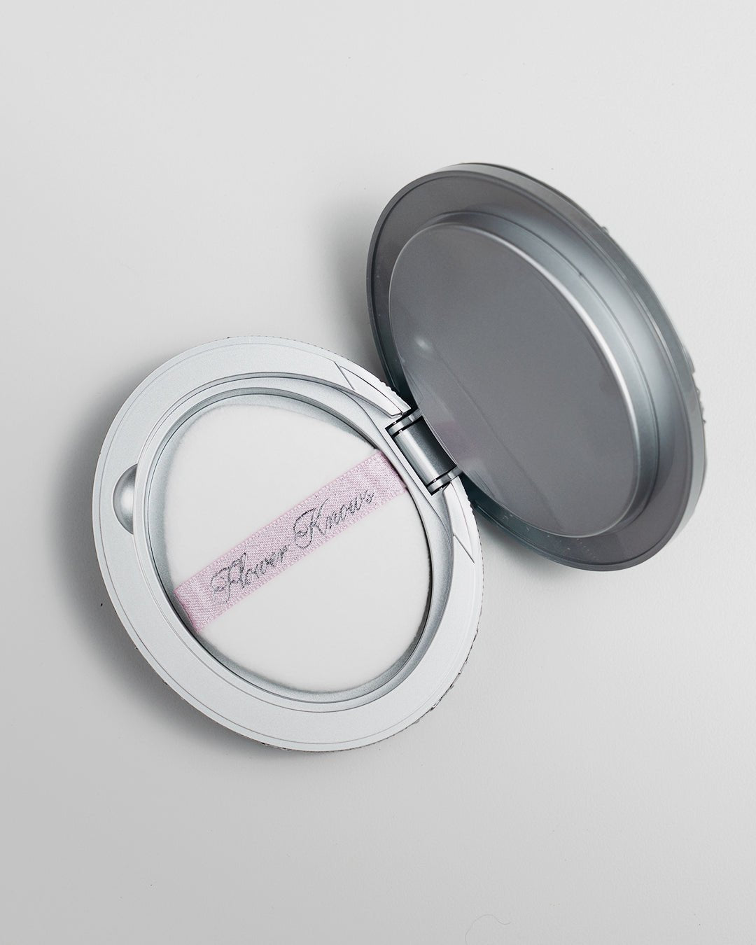 Shell's Jewel Baked Powder 01 Cloudy Blue - Nüwa BeautyFlower Knows