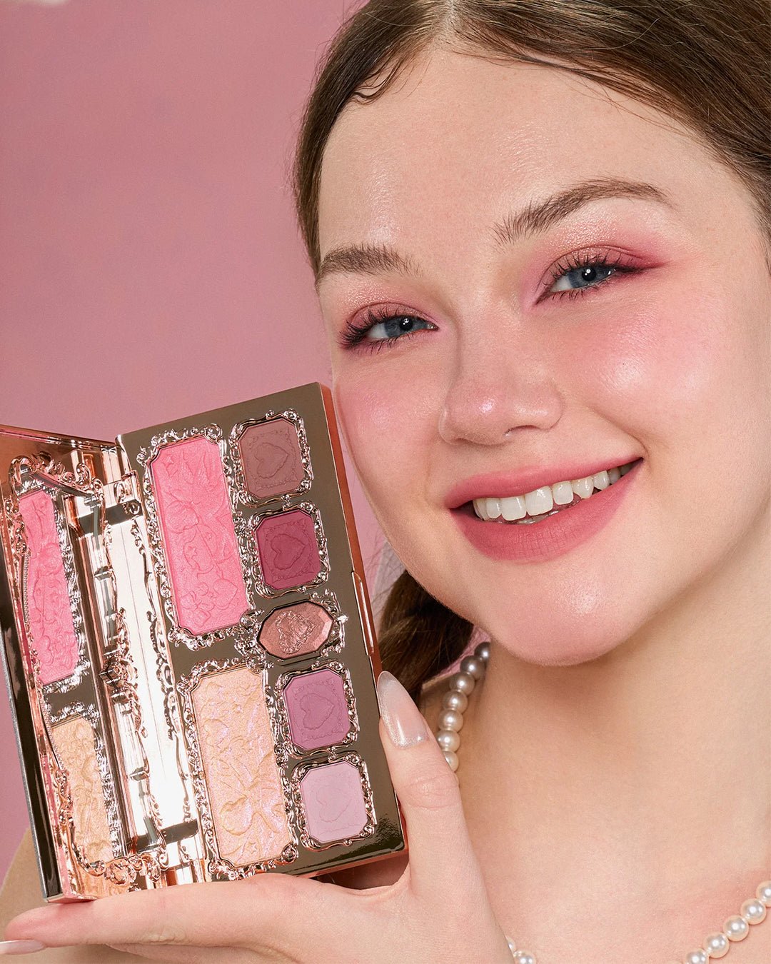 Strawberry Cupid Collection Make - up Palette 02 Strawberry Cassis - Nüwa BeautyFlower Knows