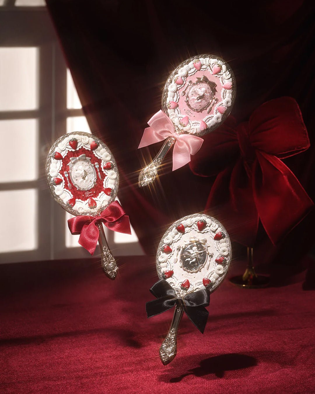 Strawberry Cupid Hand Mirror - Nüwa BeautyFlower Knows