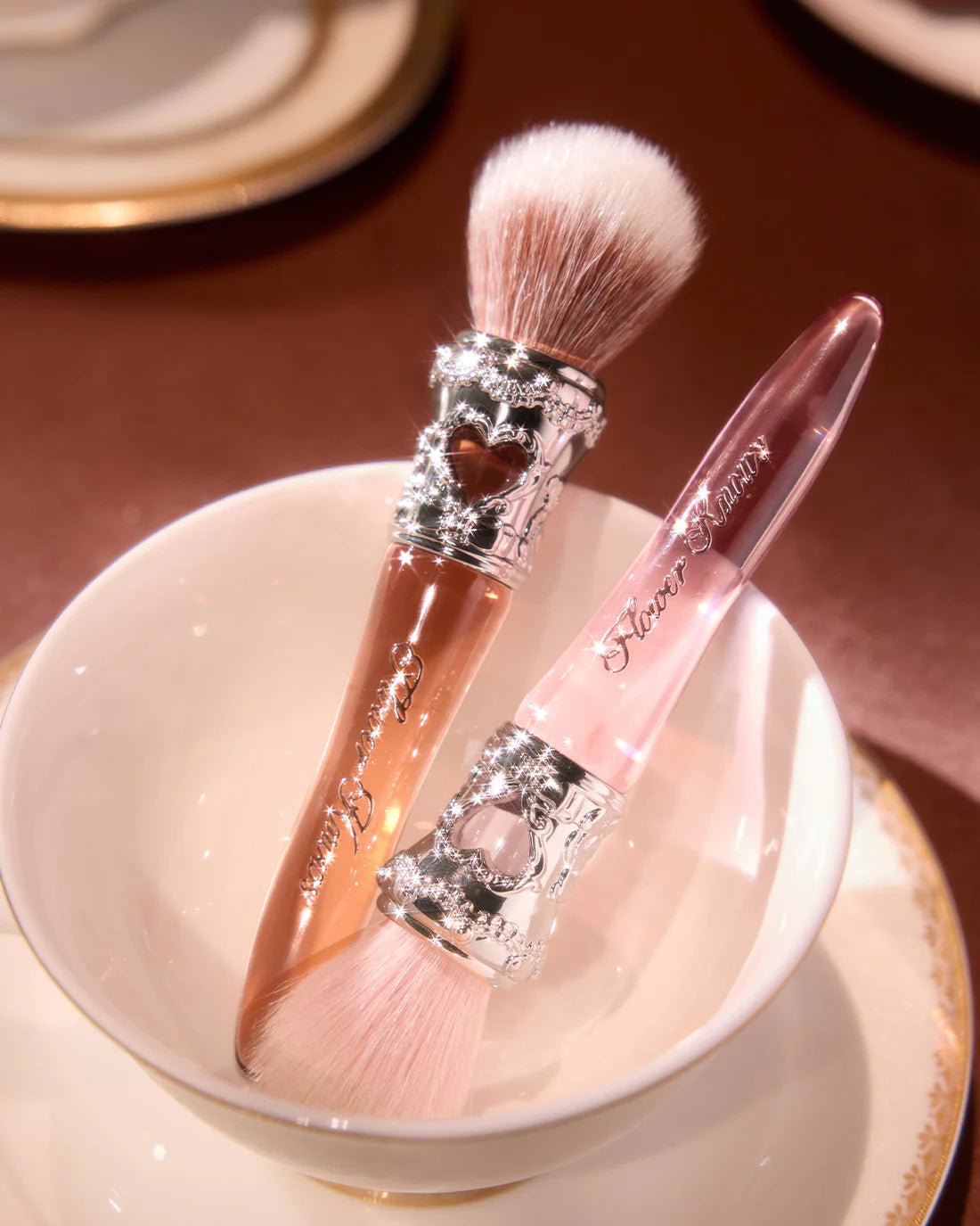 The Sweetie Bear Rounded Blush Brush Strawberry Pink - Nüwa BeautyFlower Knows