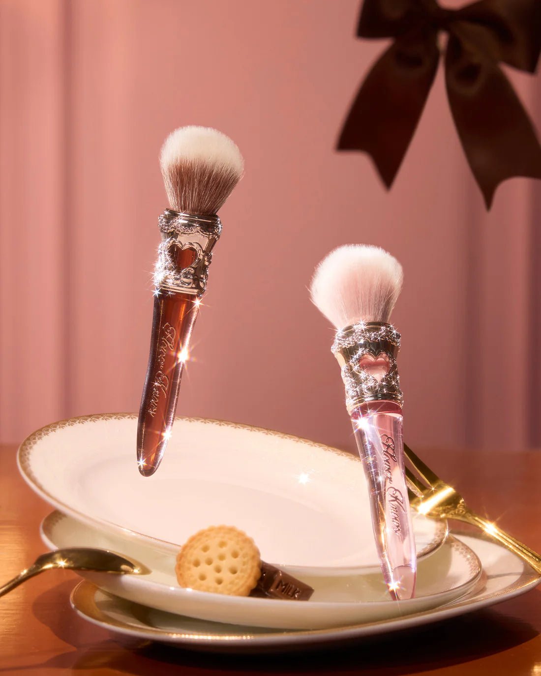 The Sweetie Bear Rounded Blush Brush Strawberry Pink - Nüwa BeautyFlower Knows