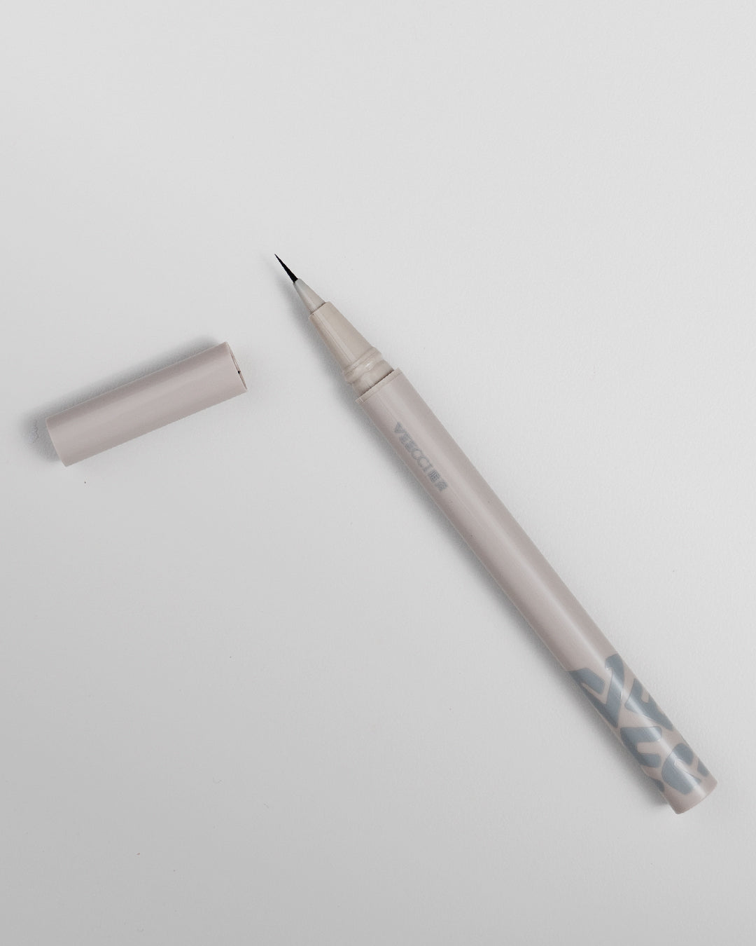 Vivid Color Liquid Eyeliner (01 Foggy Black) - Nüwa BeautyVeeci